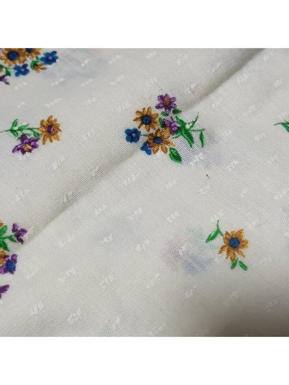Vintage Swiss Dot Textured Floral print fabric 4.5 yards crafts sewing